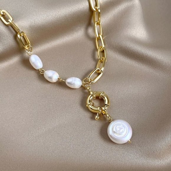 INS Style Premium Baroque Pearl Pendant Necklace - Picture 5 of 9